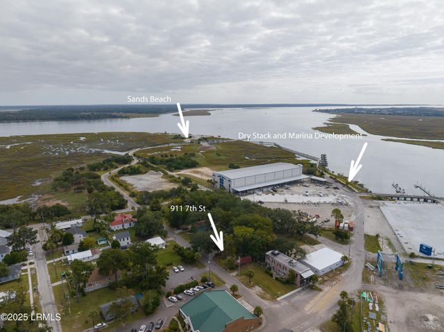 911 7th Street, Port Royal, SC 29935