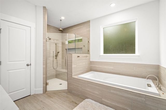 21206 Peach Wood, Cleveland, TX 77328