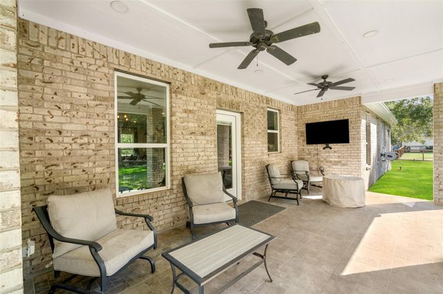 21206 Peach Wood, Cleveland, TX 77328