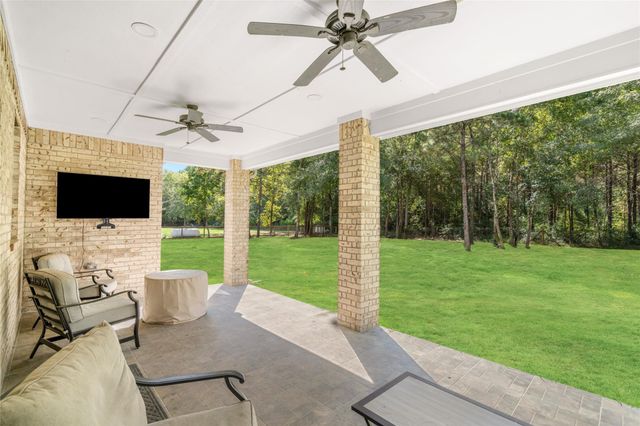 21206 Peach Wood, Cleveland, TX 77328