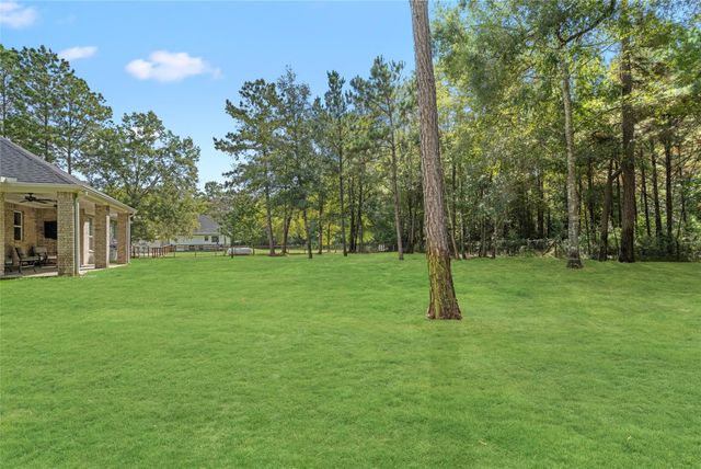 21206 Peach Wood, Cleveland, TX 77328