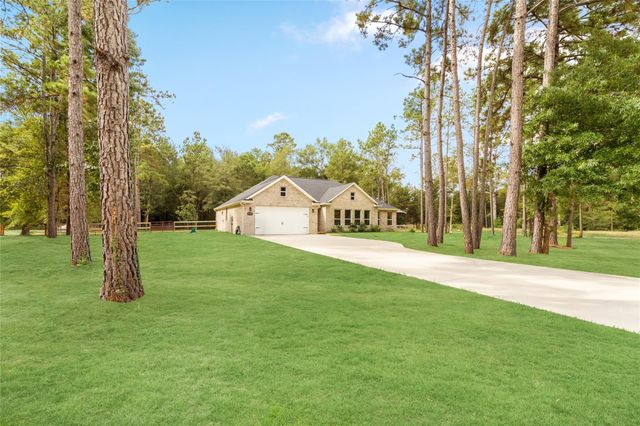 21206 Peach Wood, Cleveland, TX 77328