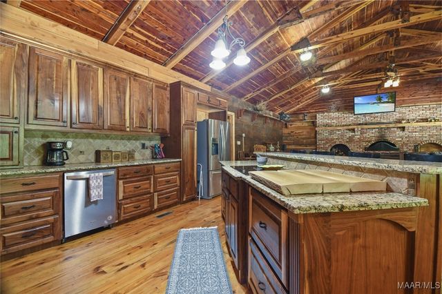 13607 Highway 191 ., Maplesville, AL 36750