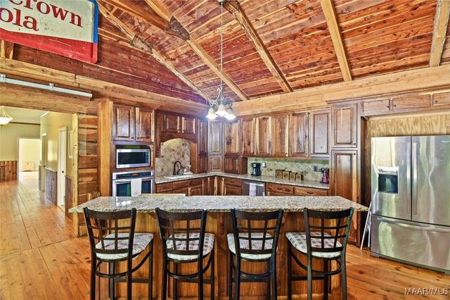 13607 Highway 191 ., Maplesville, AL 36750