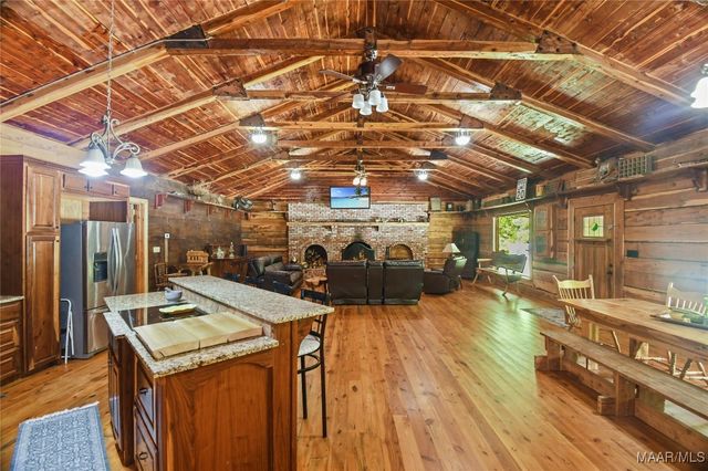 13607 Highway 191 ., Maplesville, AL 36750