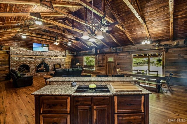 13607 Highway 191 ., Maplesville, AL 36750