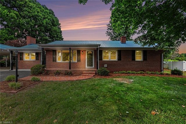4135 Arden Street, Clemmons, NC 27012