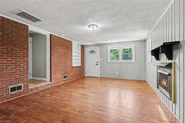 4135 Arden Street, Clemmons, NC 27012