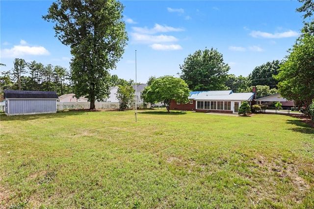 4135 Arden Street, Clemmons, NC 27012