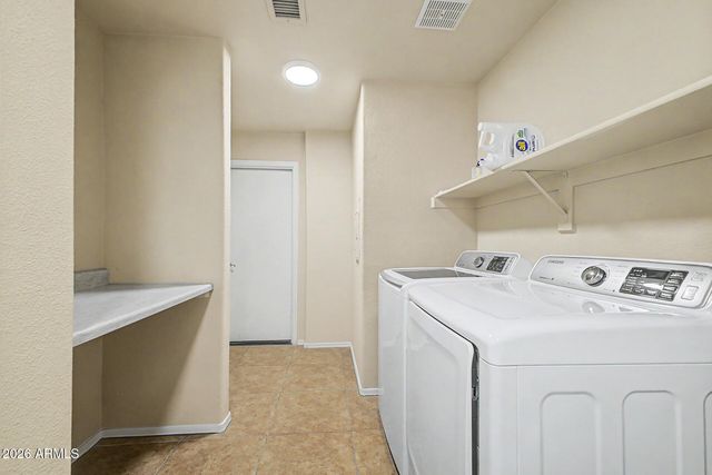 10249 N 12TH Place 2, Phoenix, AZ 85020