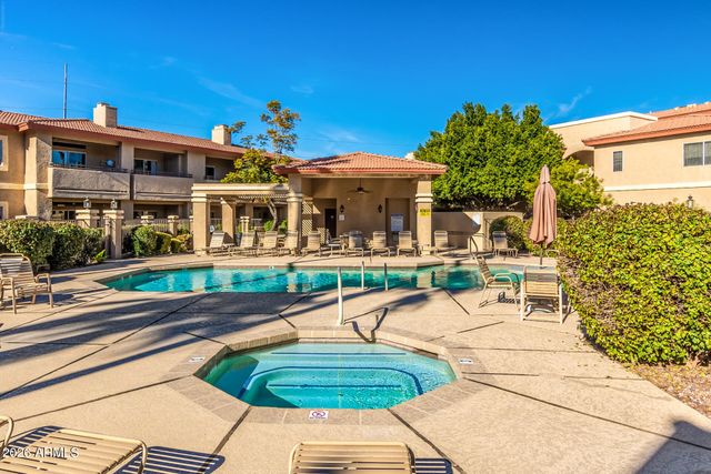 10249 N 12TH Place 2, Phoenix, AZ 85020