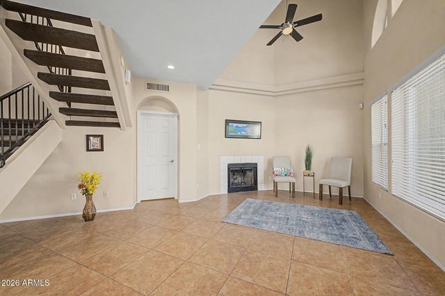 10249 N 12TH Place 2, Phoenix, AZ 85020