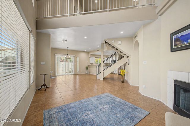 10249 N 12TH Place 2, Phoenix, AZ 85020