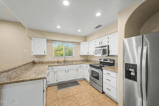 10249 N 12TH Place 2, Phoenix, AZ 85020