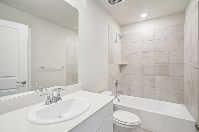 2009 Homestretch Drive, Seagoville, TX 75159