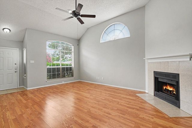 8844 Mystic Trail, Fort Worth, TX 76118