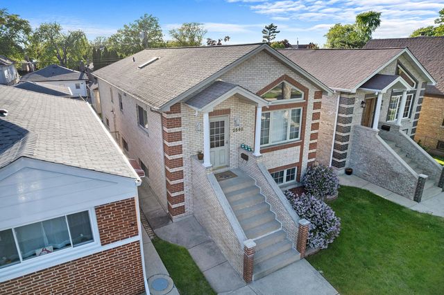 2540 Hessing Street, River Grove, IL 60171