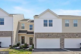 68 PAINTERS WAY, Pottstown, PA 19465