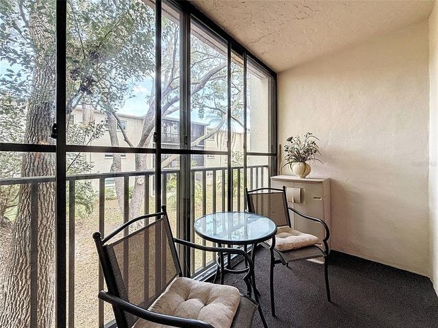 861 MAPLE COURT 205, Dunedin, FL 34698