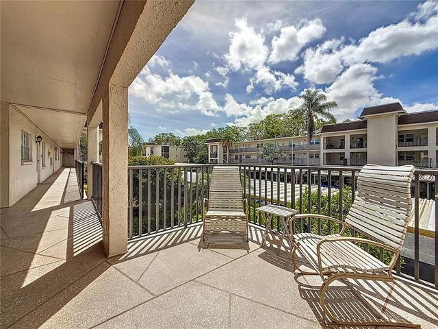 861 MAPLE COURT 205, Dunedin, FL 34698