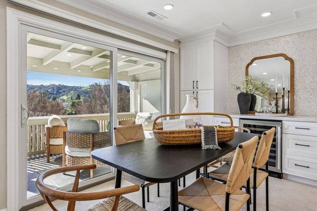 2101 Golden Rain Road 11, Walnut Creek, CA 94595