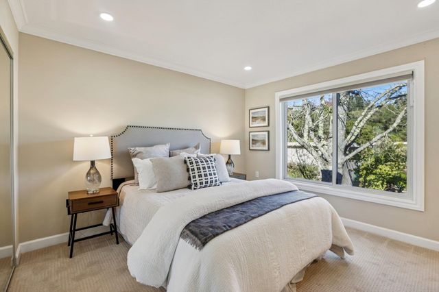 2101 Golden Rain Road 11, Walnut Creek, CA 94595