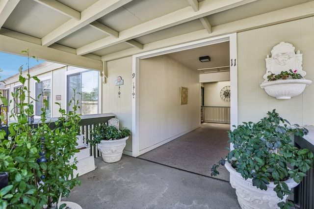 2101 Golden Rain Road 11, Walnut Creek, CA 94595