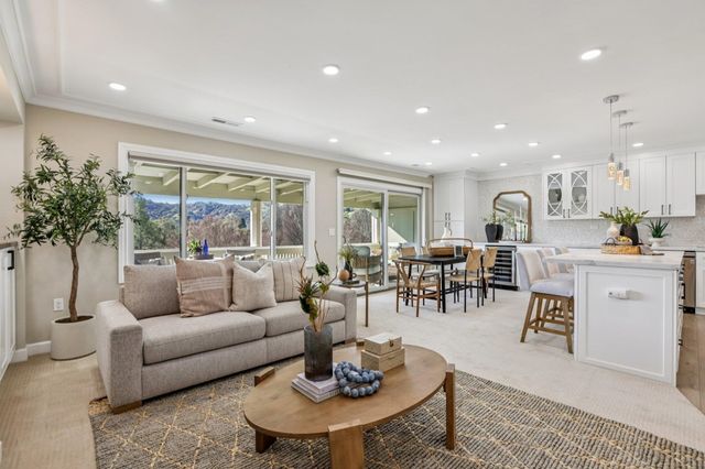 2101 Golden Rain Road 11, Walnut Creek, CA 94595