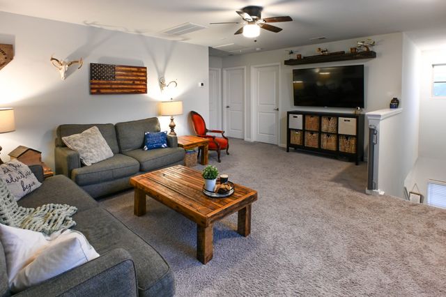 1030 Lonergan Cir, Spring Hill, TN 37174