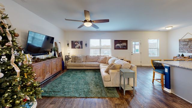 1030 Lonergan Cir, Spring Hill, TN 37174