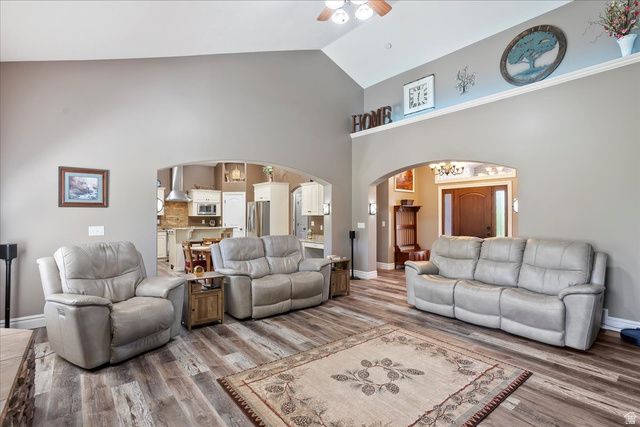 4388 N 250 W, Pleasant View, UT 84414