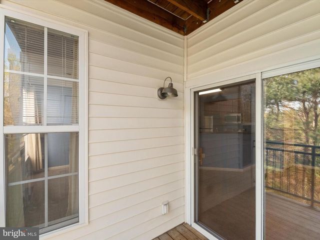 15618 Everglade Ln Apt 306, Bowie, MD 20716
