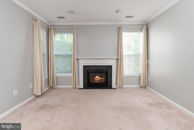 15618 Everglade Ln Apt 306, Bowie, MD 20716