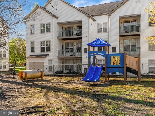 15618 Everglade Ln Apt 306, Bowie, MD 20716