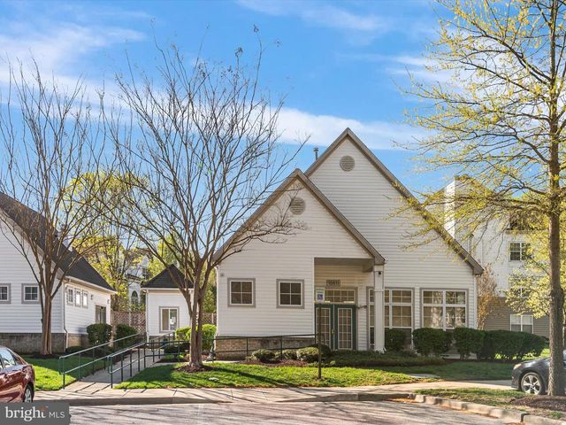 15618 Everglade Ln Apt 306, Bowie, MD 20716