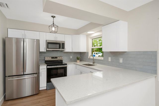 19 VENTURA DRIVE, Dunedin, FL 34698