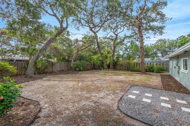 19 VENTURA DRIVE, Dunedin, FL 34698