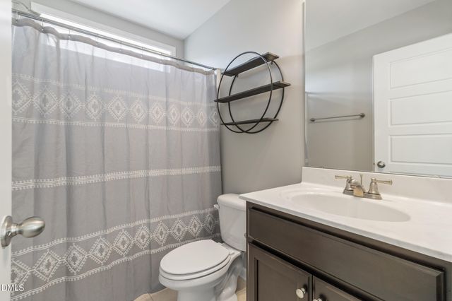 438 Crawford Parkway, Clayton, NC 27520