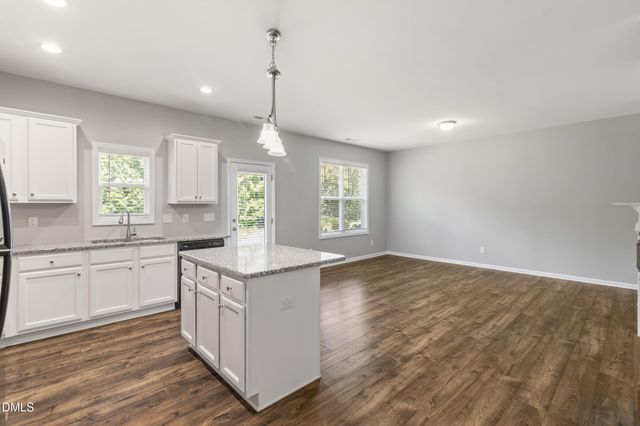 438 Crawford Parkway, Clayton, NC 27520