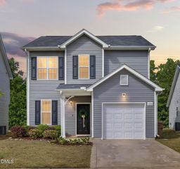 438 Crawford Parkway, Clayton, NC 27520