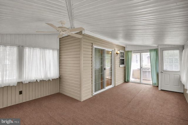 320 N WALNUT ST, Wernersville, PA 19565