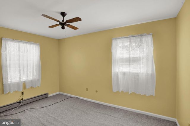 320 N WALNUT ST, Wernersville, PA 19565