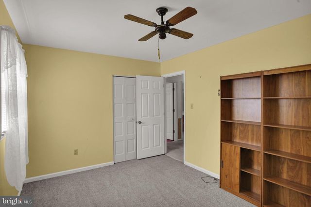320 N WALNUT ST, Wernersville, PA 19565