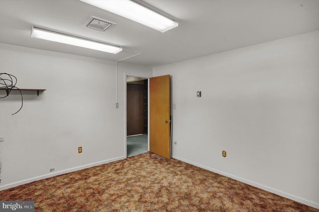 320 N WALNUT ST, Wernersville, PA 19565