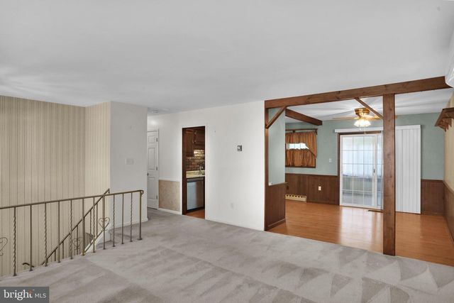 320 N WALNUT ST, Wernersville, PA 19565