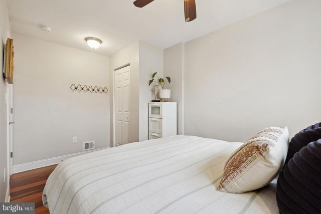 1917 H ST NE, Washington, DC 20002