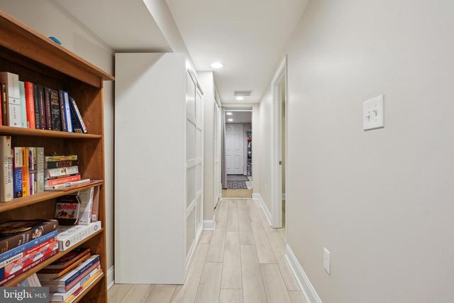 1917 H ST NE, Washington, DC 20002