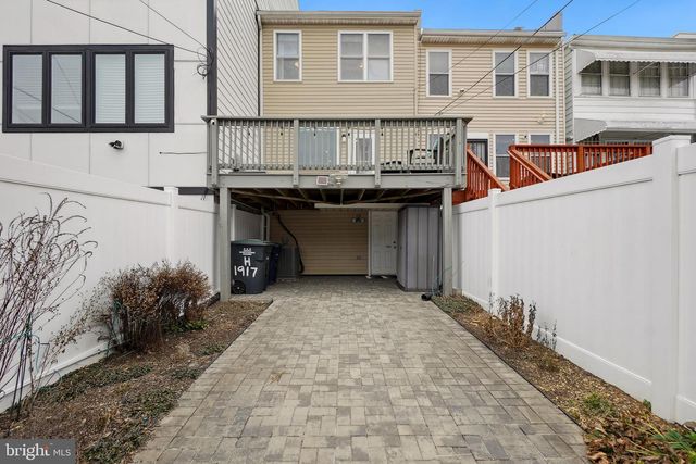 1917 H ST NE, Washington, DC 20002