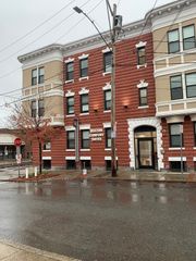 21 Fifth St 15, Chelsea, MA 02150