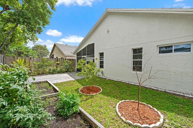 2021 Normandy Circle, West Palm Beach, FL 33409